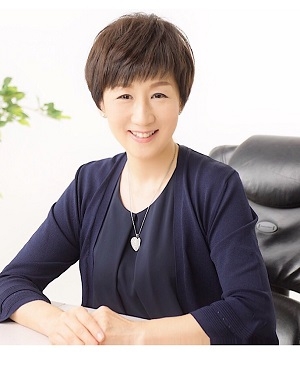 中谷　晃子