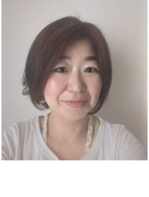 箕輪　涼子